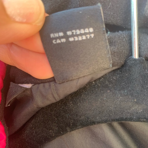 Marmot fuchsia quilted vest size S/P - Picture 10 of 15